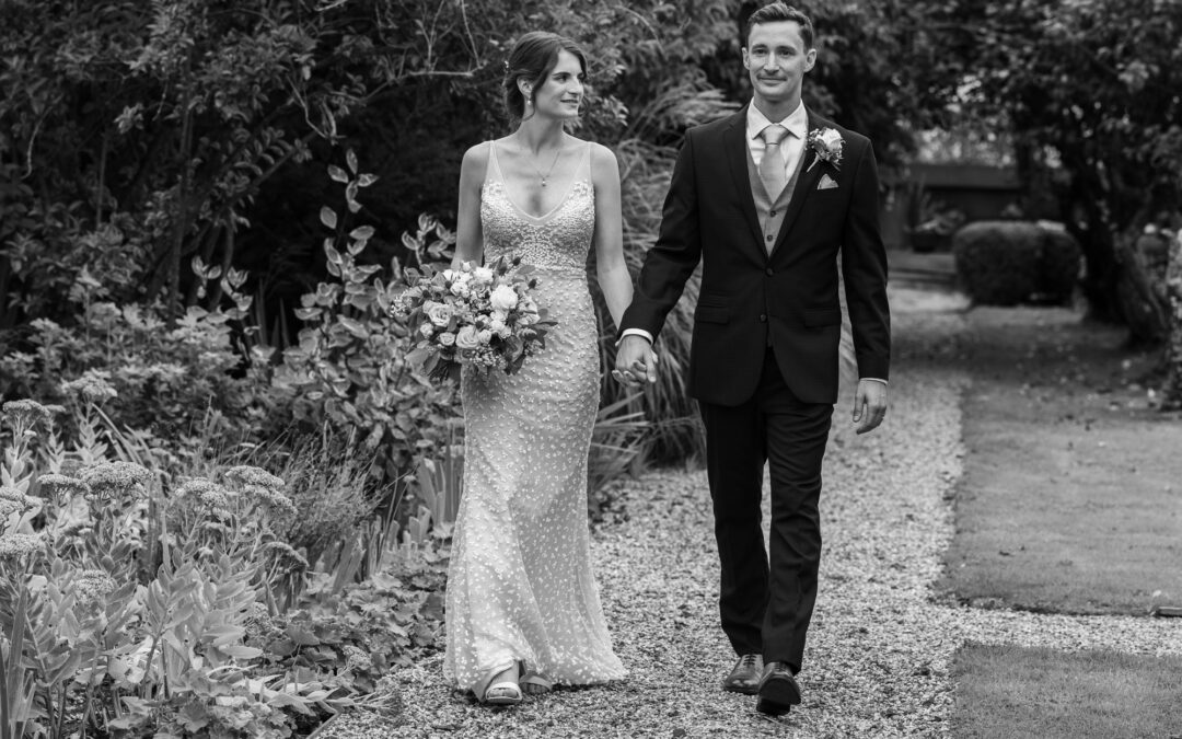 ROMANTIC WEDDING AT THE SECRET GARDEN, KENT